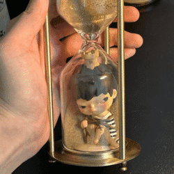 Collectible Sandglass Desk Decor – Mini