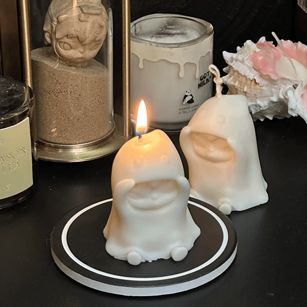The Ghost Decorative Candle - Image 4