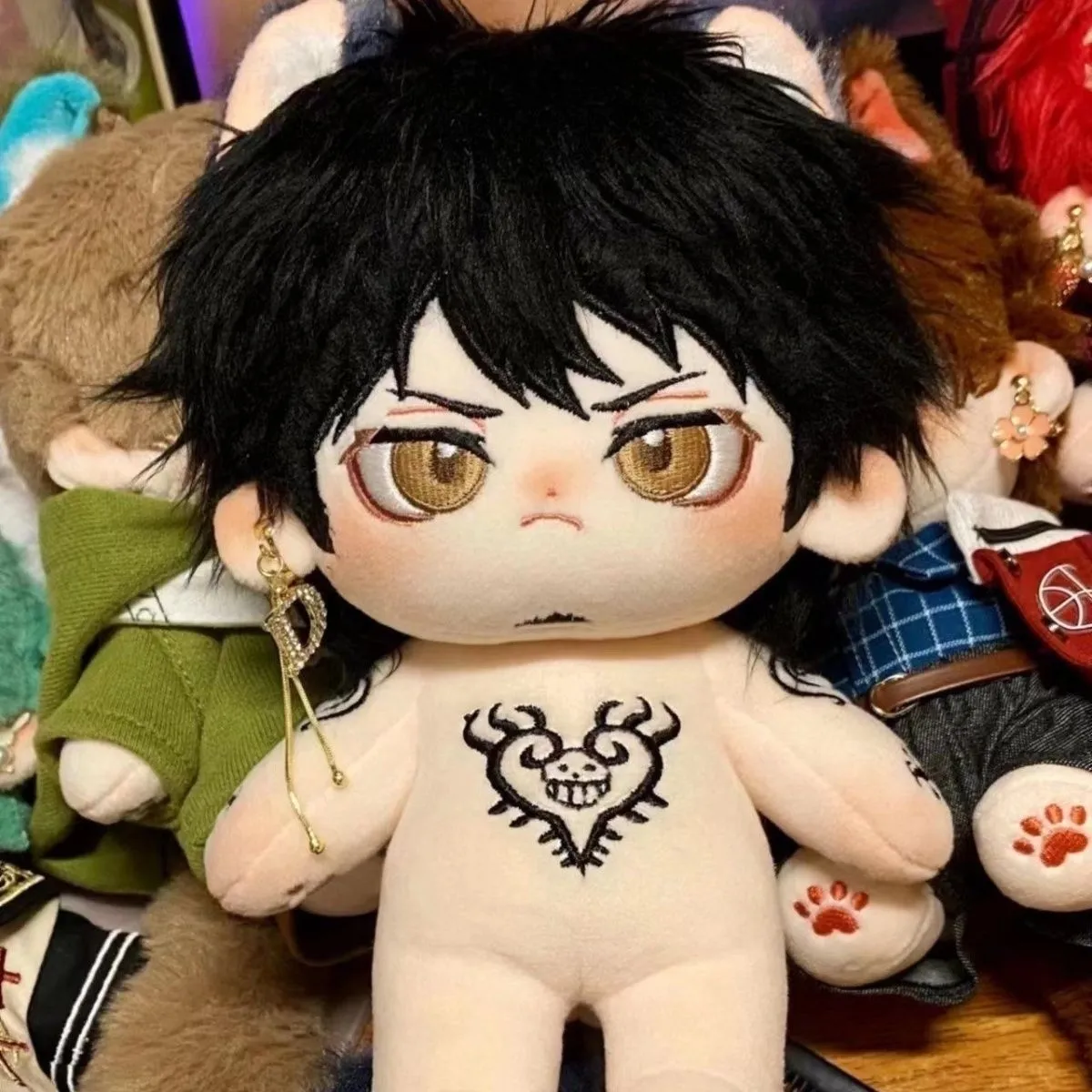Trafalgar Law 20cm Plush Doll(No doll clothing, tail included) - Image 3